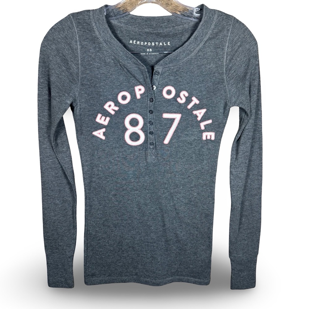 Aeropostale Y2K Charcoal Gray Long Sleeve Henley Top XS Pink Graphic Logo Ribbed